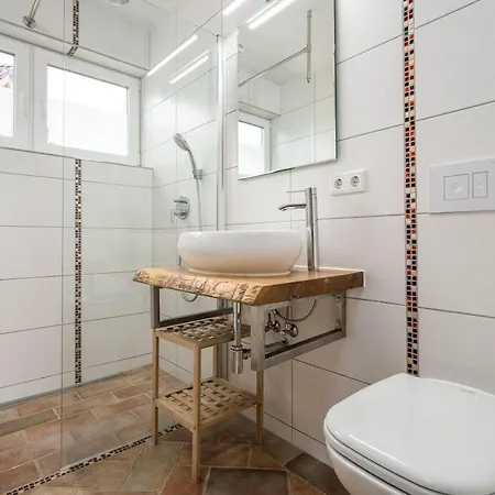 Uferpromenade-whg-1-oben * Marienfelde