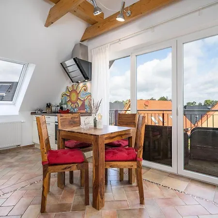 Uferpromenade-whg-1-oben Apartamento Marienfelde