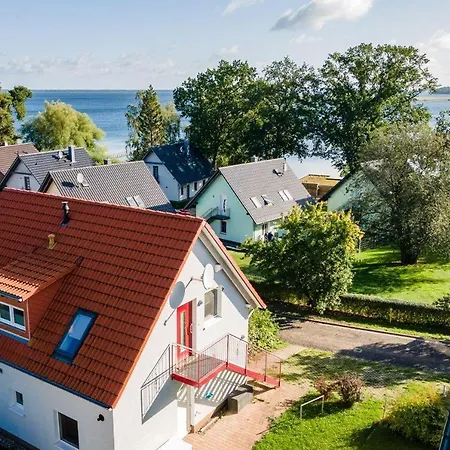 Uferpromenade-whg-1-oben Apartment Marienfelde